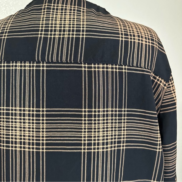 Vacate The Label Plaid Tan Black Top Wrap Sz Small - Picture 7 of 12